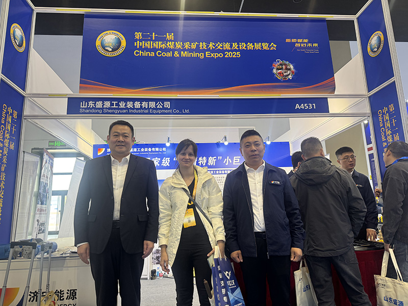 1031山東盛源亮相國際煤炭采礦展:雙語服務(wù)破壁壘,全維矩陣拓俄市(孫魯寧)